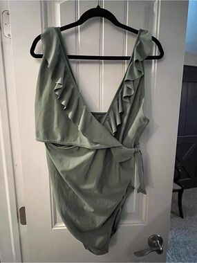 Kindred Bravely Olive Green Nursing Bra, size XL Busty